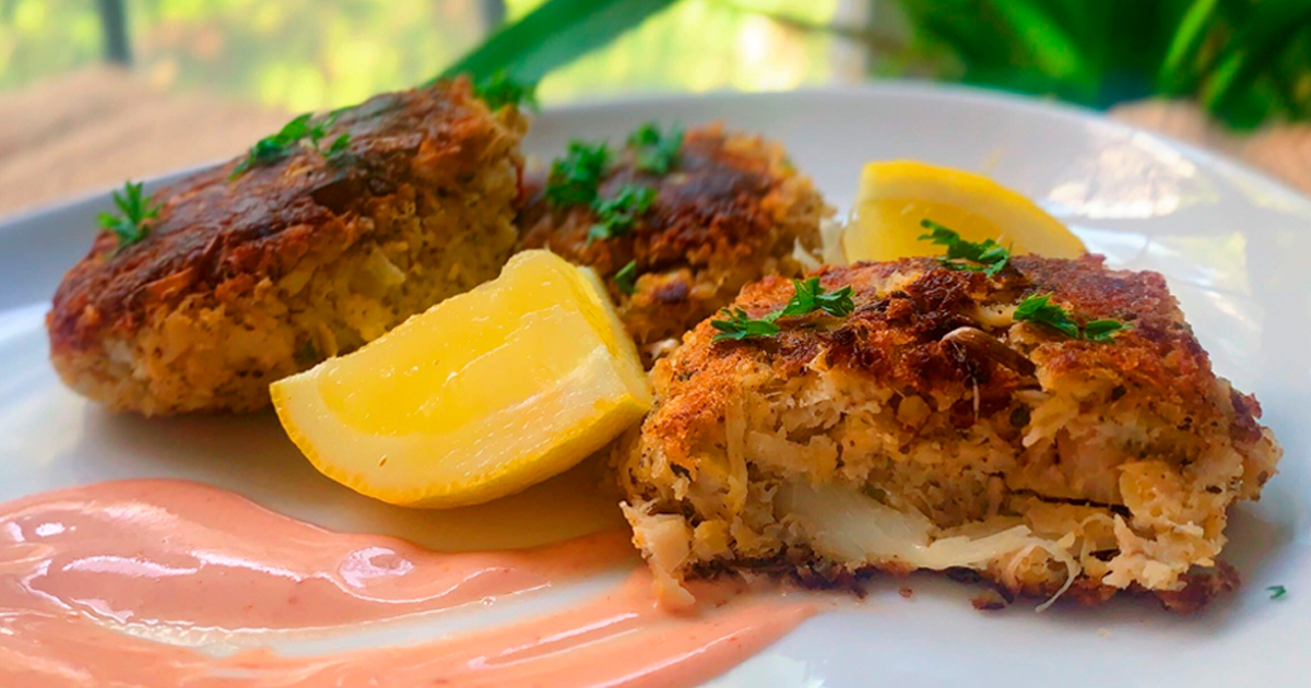 Easy PlantBased Crab Cakes for World Oceans Day